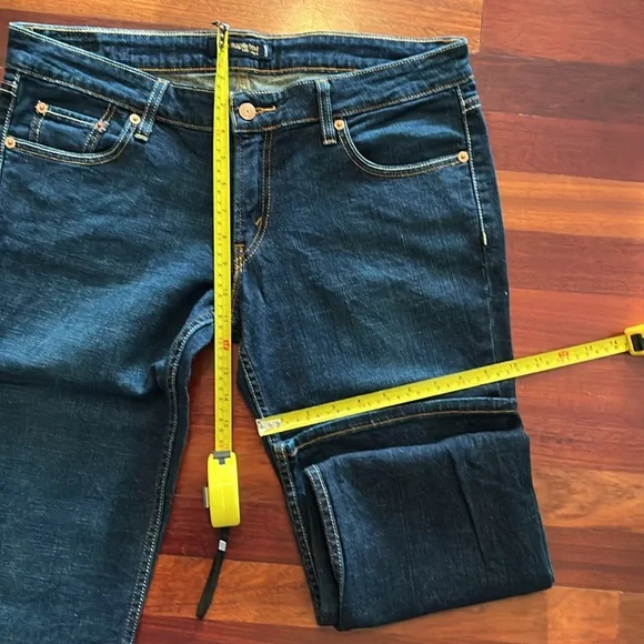 Womens 13 long 524 Levi’s too superlow boot cut jeans dark (actually 35 x 33.5) - Picture 4 of 7
